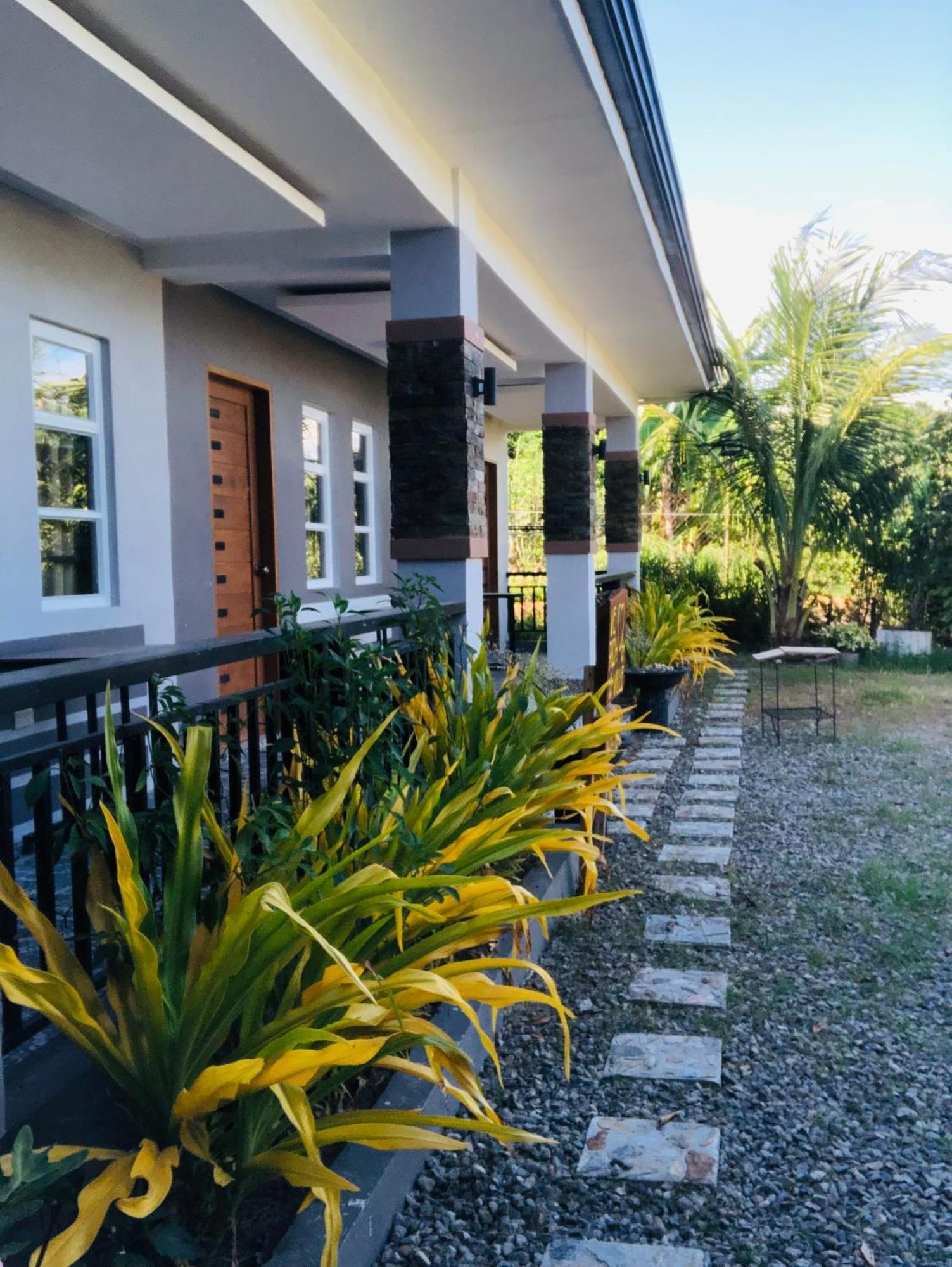 Richville Little Boracay Guest House Calatagan المظهر الخارجي الصورة